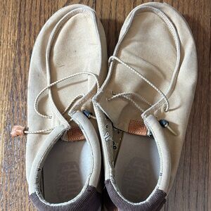 Hey Dude- Men's Tan Casual Shoes